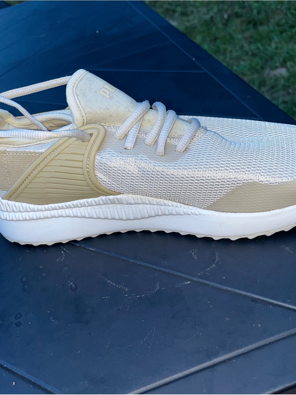 Puma Sneakers